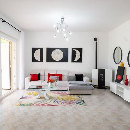Parco Delle Rose Villa ซุลโมนา ภายนอก รูปภาพ